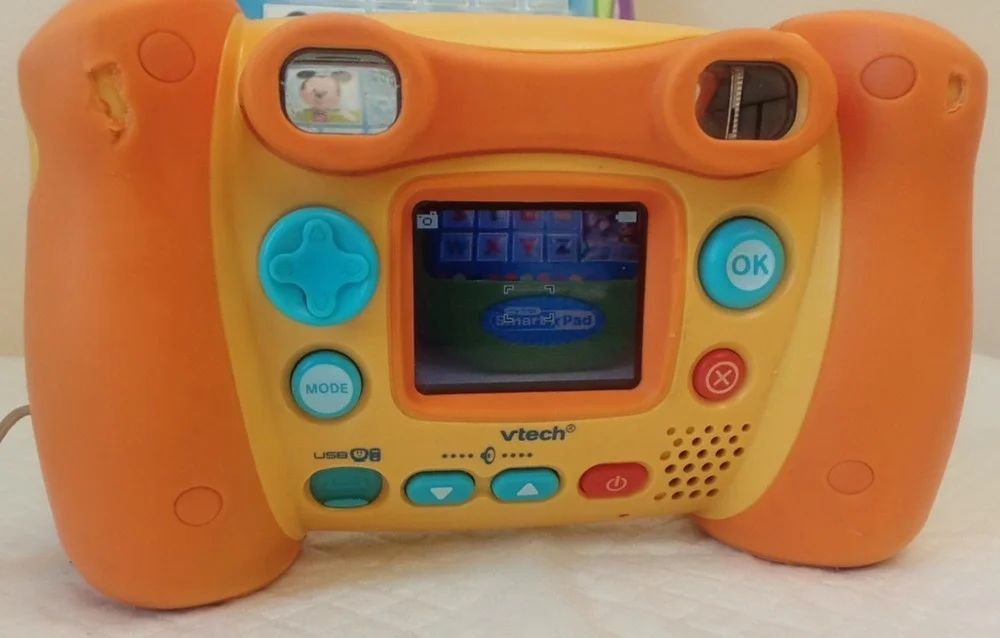 Toddlers taking pics. Fun, Learning. Toy Soft Camera USB Vtech Kidizoom Camera